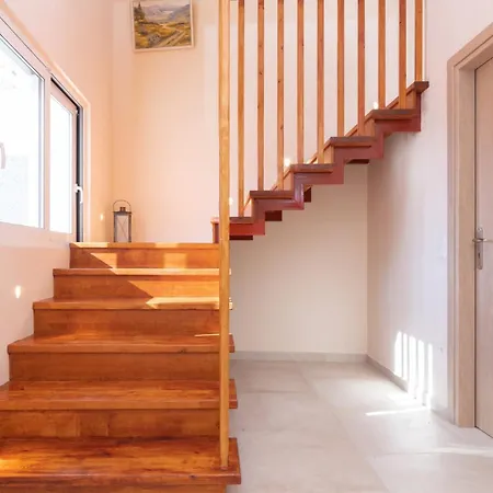 Splendid Zakynthos - 2 Bedrooms - Ocean Pool - Close To Amenities - Walking Distance To Beach