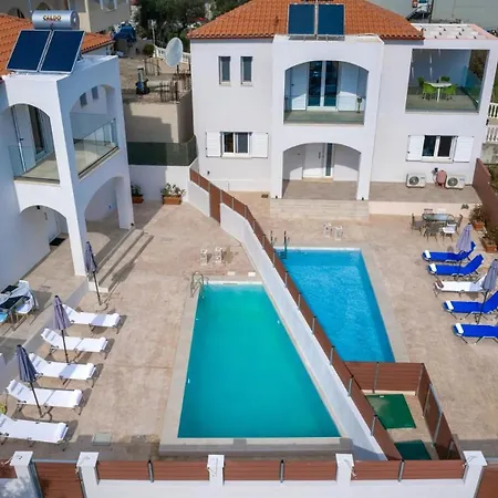 Splendid Zakynthos - 2 Bedrooms - Ocean Pool - Close To Amenities - Walking Distance To Beach