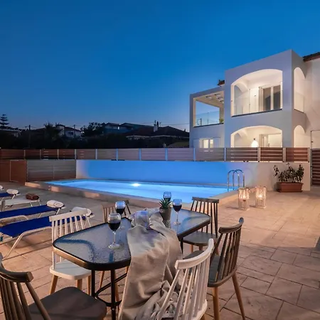 Splendid Zakynthos - 2 Bedrooms - Ocean Pool - Close To Amenities - Walking Distance To Beach * Tsilivi (Zakynthos)